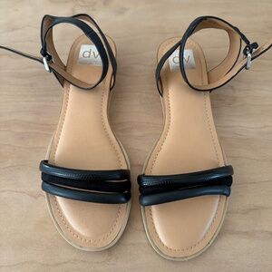 Dolce Vita Women's Friday sandal